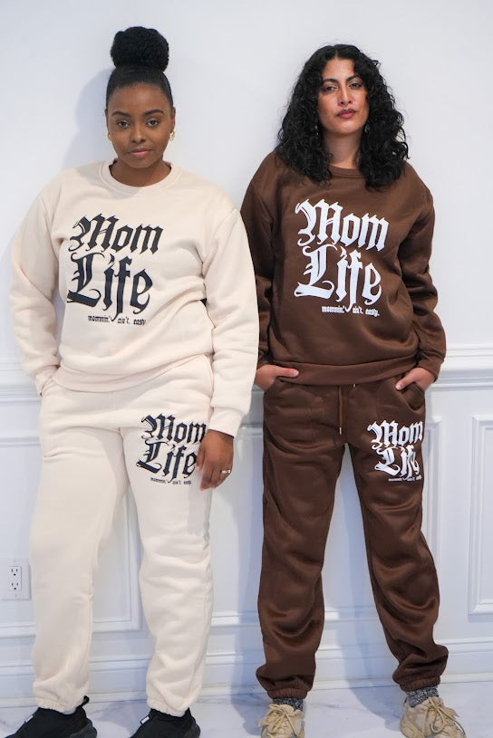 "Mom Life" matching Sweatshirt & Joggers Set