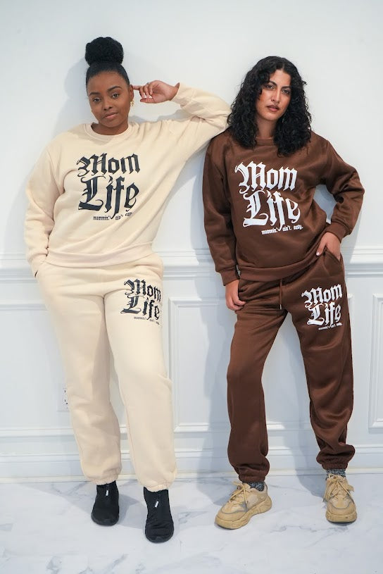 "Mom Life" matching Sweatshirt & Joggers Set